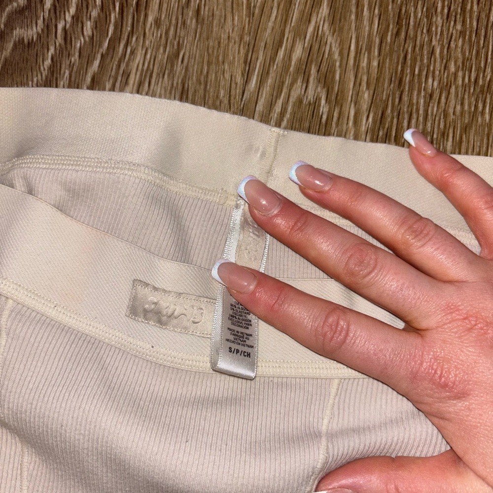 SKIMS Ribbed cotton boxer shorts EUC